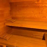 Baptiste Sauna Billard Piano Ping-pong Baby-foot Piscine Pres De Bordeaux